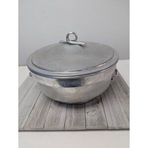 Vintage Hammered Aluminum Covered Serving Dish Casserole Insulated Italy IC-2